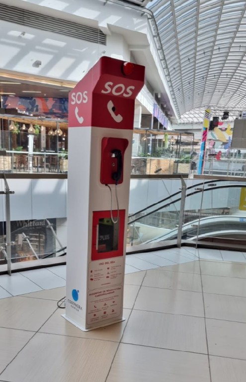 JR210-1B-SIP Installed in Chilean Shopping Mall